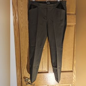 Express size 8S, skinny pants, olive green
